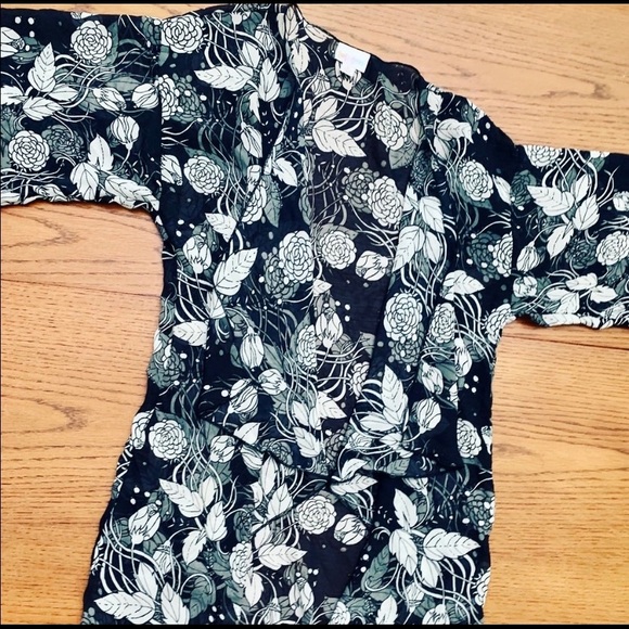 💕Lularoe Floral Monroe - Picture 6 of 8